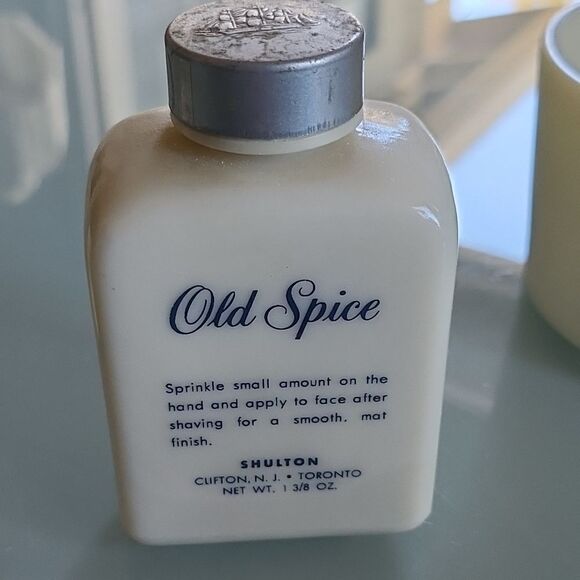 Vintage Old Spice Shaving Mug and Talcum Powder with Vintage Badger Brush - Picture 4 of 12